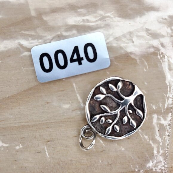 Vintage Sterling Silver Tree Of Life Pendant/Charm 0.75" Inspirational saying - Picture 10 of 10